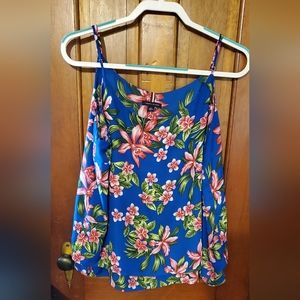 Tommy Hilfiger dressy tank size xl